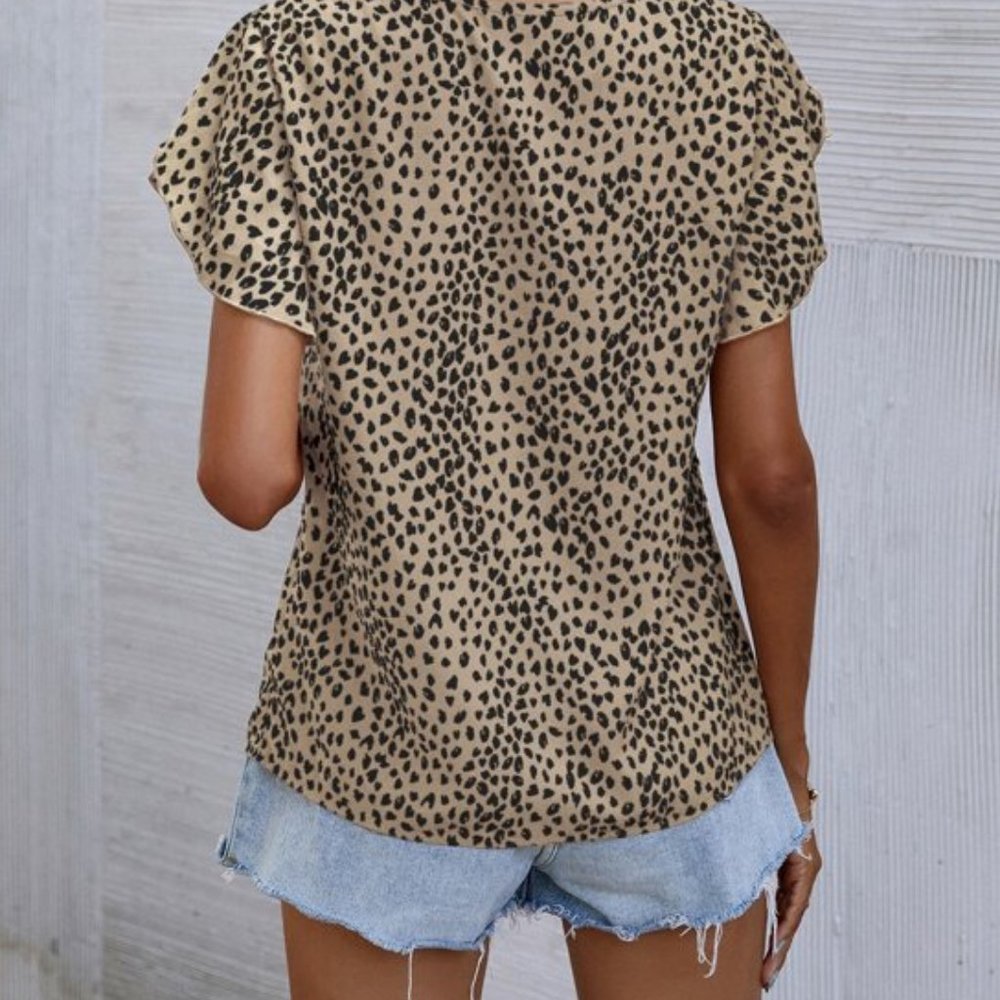 Chic Leopard Animal Print Blouse Top - Picture 4 of 8